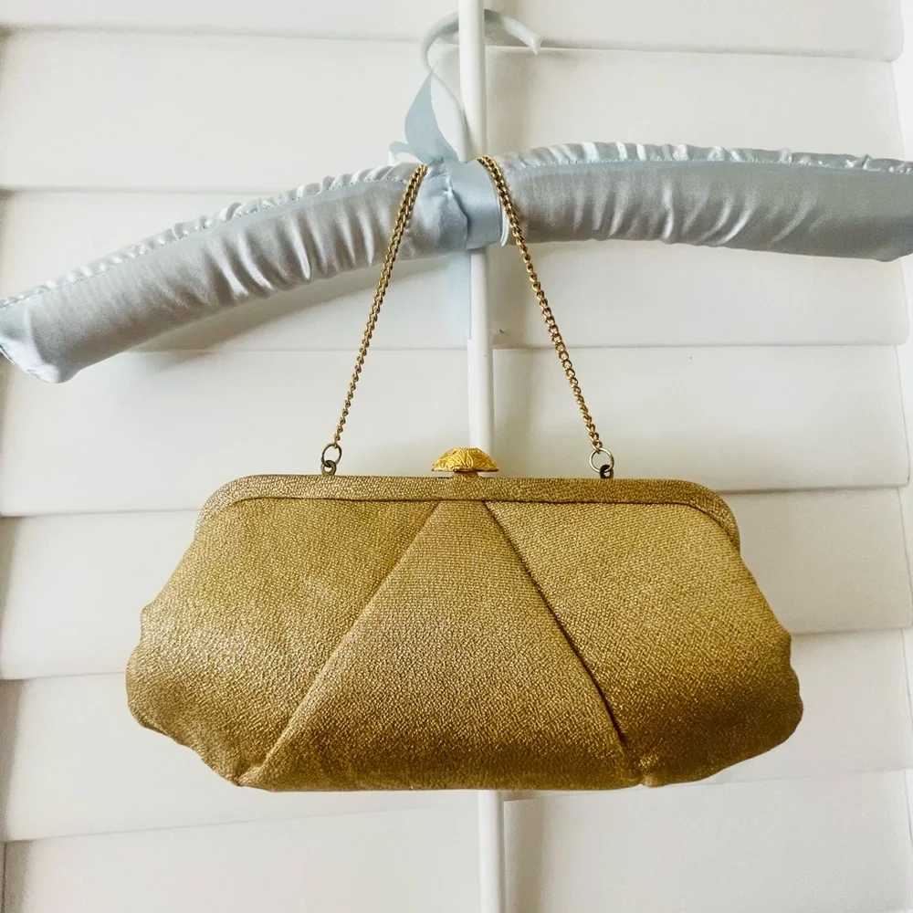 Vintage 60's Clutch evening Handbag in Gold Lame - Picture 1 of 5
